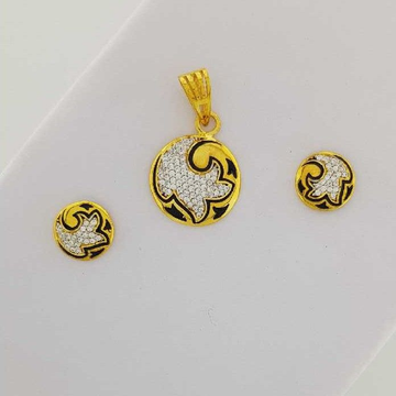 916 Yellow Gold Ladies Casting Pendant Set by 