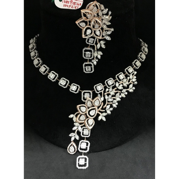 Gold delicate diamond necklace set