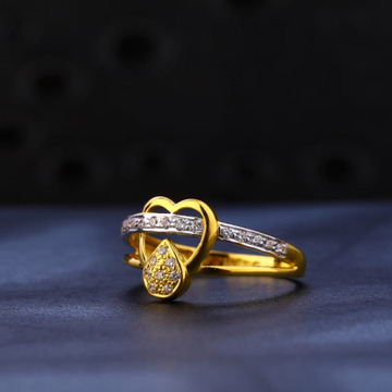22KT Gold Hallmark Exclusive Ladies Ring LR1166