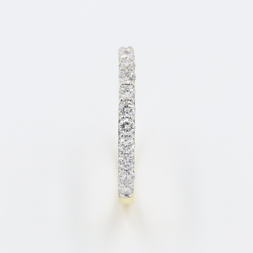 Elegant 14Kt Single Line Studded Diamond Ring