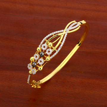 750 Gold Womens Hallmark Kada Bracelet LKB136