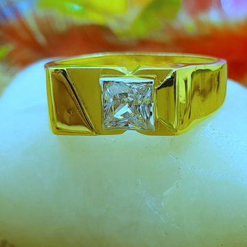 916 gold amazing solitaire gents ring