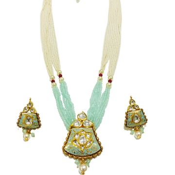 Handcrafted antique necklace set