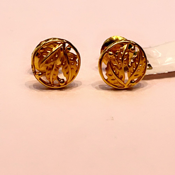 22k gold  earrings by Shree Godavari Gold Palace