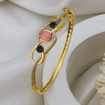 22k gold bracelet with delicate pink stone. by 