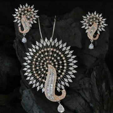 18KT Rose gold round special occasions pendant set... by 