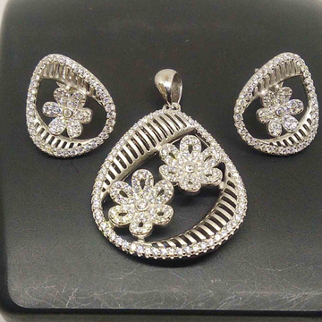 925 Sterling Silver Diamond Flower Design Pendant... by 