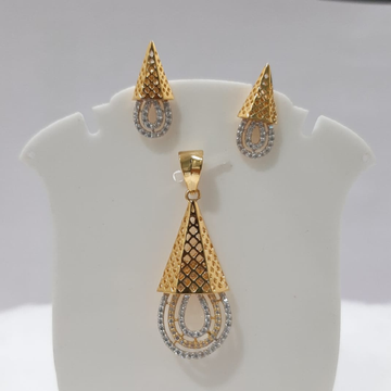 916 gold with diamond Combination pendent set by Sneh Ornaments