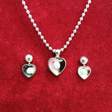 925 silver heart shape pearl chain pendant set by 