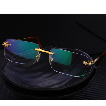 18KT Gold Hallmark Mens Delicate Spectacle S21