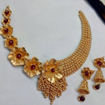 22 kt 916 gold necklace with earring by 