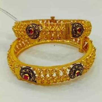 22Kt gold Kalkatti Design Bangle Kada by Vipul R Soni