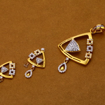 916 Gold Cz Designer Pendant Set FPS168