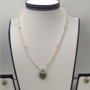 White;parrot green cz pendent set with flat pearls jps0104