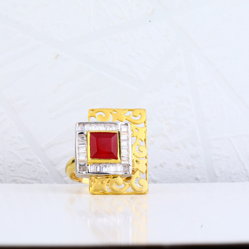 750 Ladies Ring Of red Gemstone LIR26