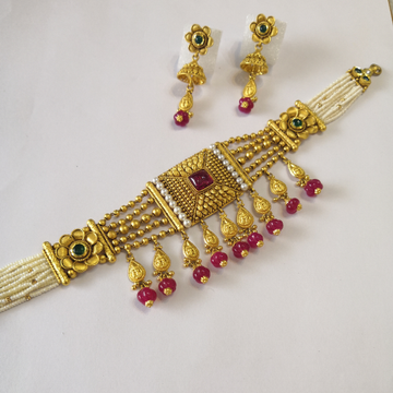 916 gold fancy antique rajvadi chokar set by 