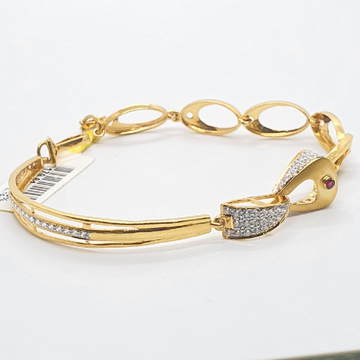 22.k 91.6 Gold Diamond Ladies Bracelet by 
