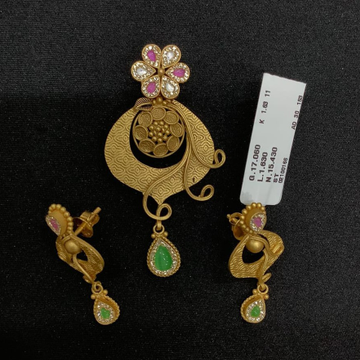 gold stylish pendant set by 
