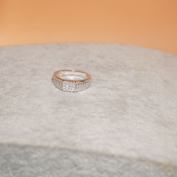 925 Silver Beautiful Diamond Ring 709R31