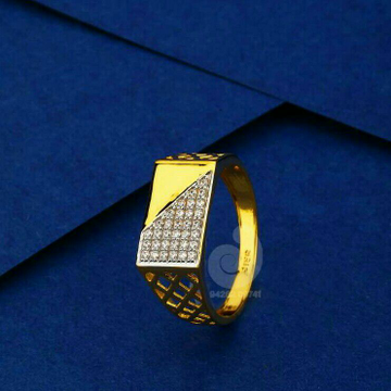 22ct Gold Fancy Gents Ring