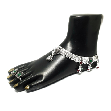 Flower Shape Red And Green Stone Bridal Anklet Pay...