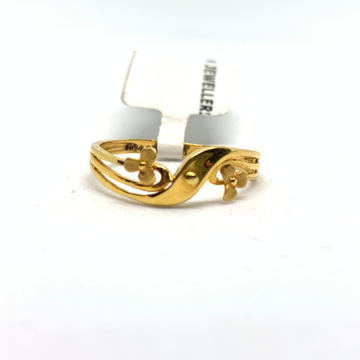 Gold Ring by Rajasthan Jewellers Private Limited