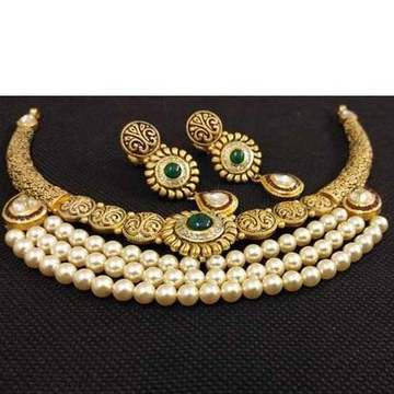 22K Gold Choker Necklace With Peral & Emerald  by Vipul R Soni
