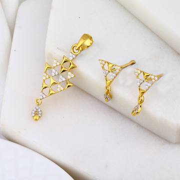 916 Gold Pendant Set by 