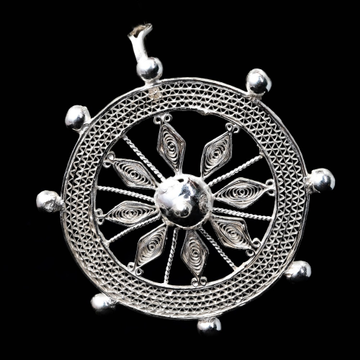 Silver classy design pendants by 