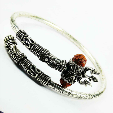 Fancy 925 Silver Bahubali Gents Bracelet