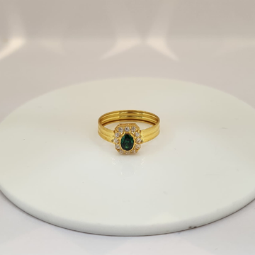 18k gold exclusive stone sitting ring by 