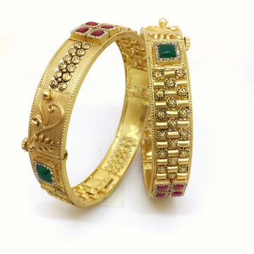 916 Gold antique Design Kada Bangles by 