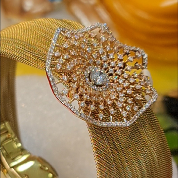 18KT Gold Kada by Sangam Jewellers