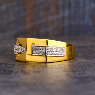 916  Gold Diamond Hallmark Gentlemen's Ring MR599