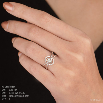 18K Gold Engagement Diamond Ring