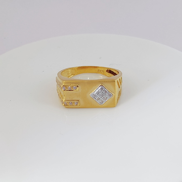 22K Gold Diamond Gents Ring by 