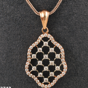 18KT Gold Unique Diamond Pendant Set by 