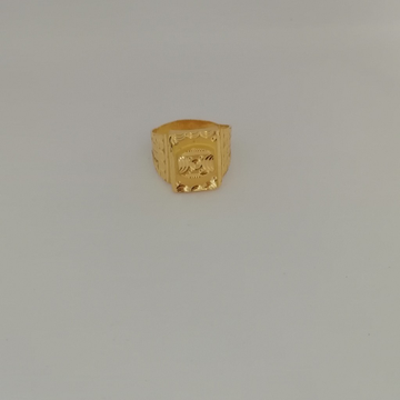 916 gold Gents ring by 