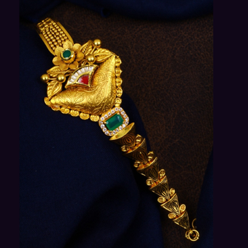 916 Gold Antique Jadtar Triangle Shape Ladies Brac... by 