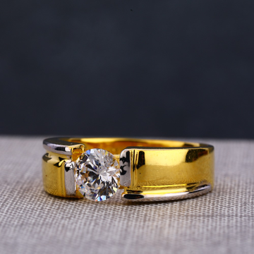 22KT Gold Men's Designer Single Stone Ring MSR107