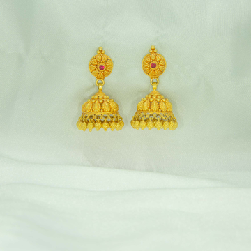 Delightful 22kt gold earrings