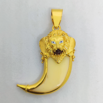 916 gold Lion pattern nail pendant