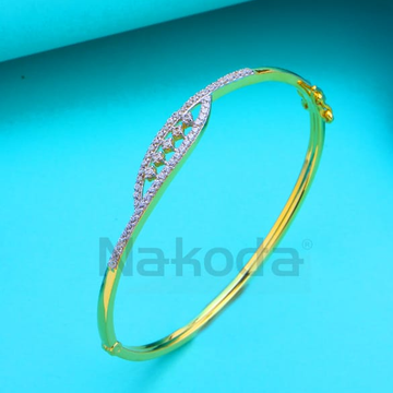 750 Gold CZ Ladies Kada Bracelet LKB216