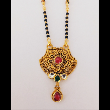 Gold single line mangalsutra by 