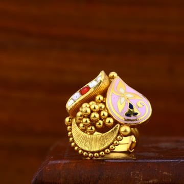 Ladies antique ring 916 by 