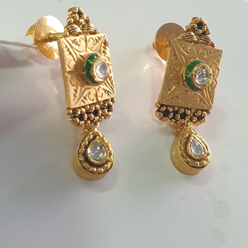 22k rajwadi gold ethnic earrings For women by 
