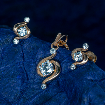 Rose gold pendant set by 