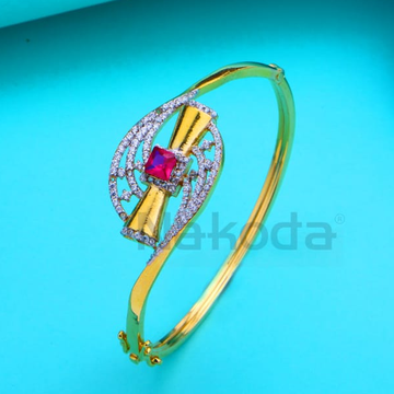 750 Gold CZ Hallmark Ladies Designer Kada Bracelet...