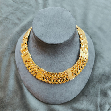 22Kt Gold Broad Chain by 