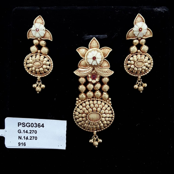 22KT Yellow Gold Elegant Kundan Antique pendent Se...